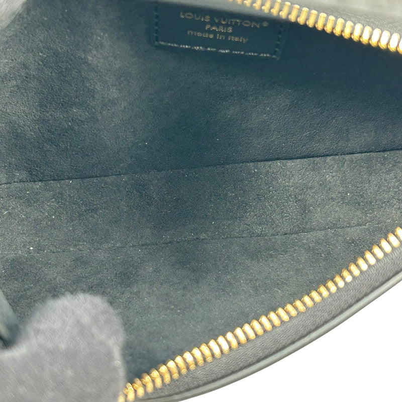 【中古】LOUIS VUITTON ポシェット LV ブルーム M25525_38870