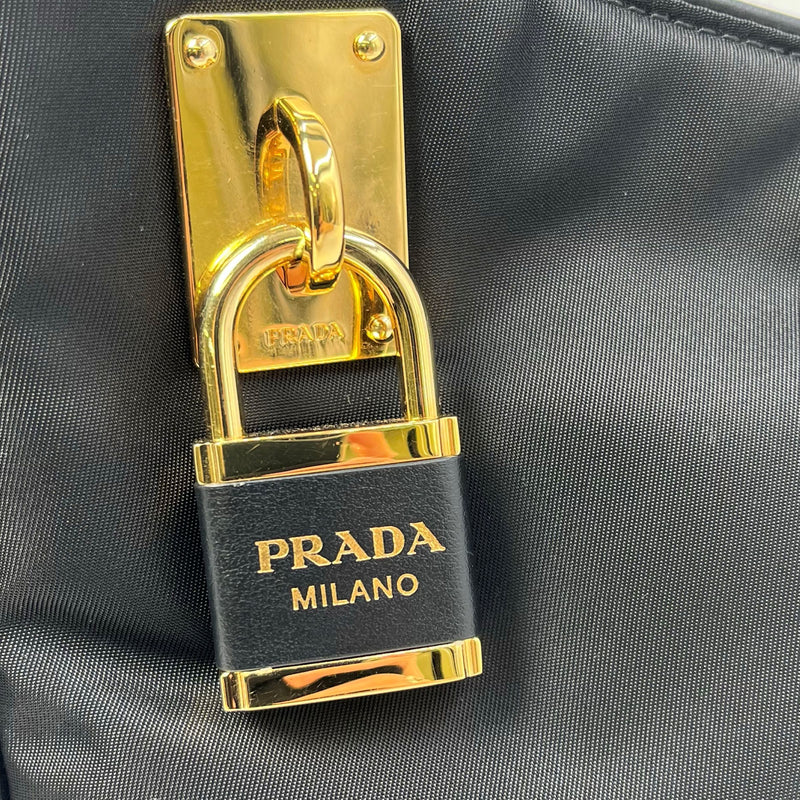 PRADA ナイロン ワンショルダーバッグ_1BC232_38929