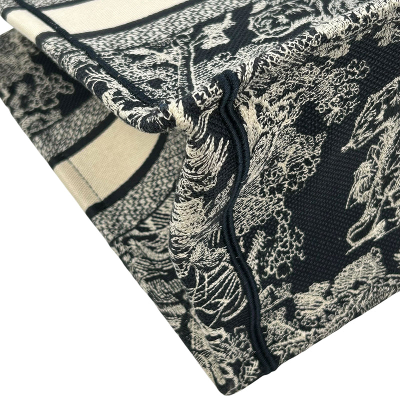 Christian Dior ブックトート ミディアム