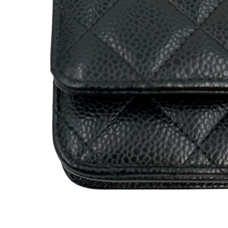 CHANEL チェーンウォレット キャビアスキン_38982