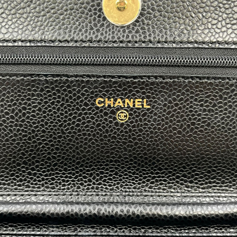 CHANEL チェーンウォレット キャビアスキン_38982