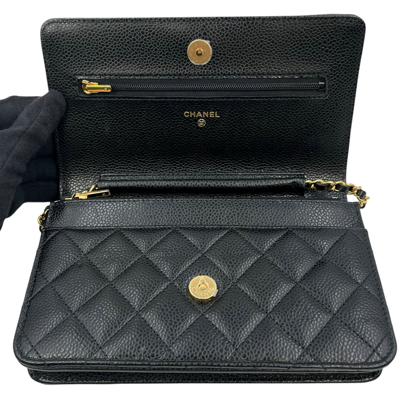 CHANEL チェーンウォレット キャビアスキン_38982