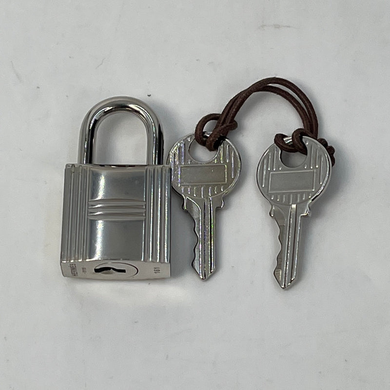 Hermès ピコタンロック18 トリヨンクレマンス ブラック