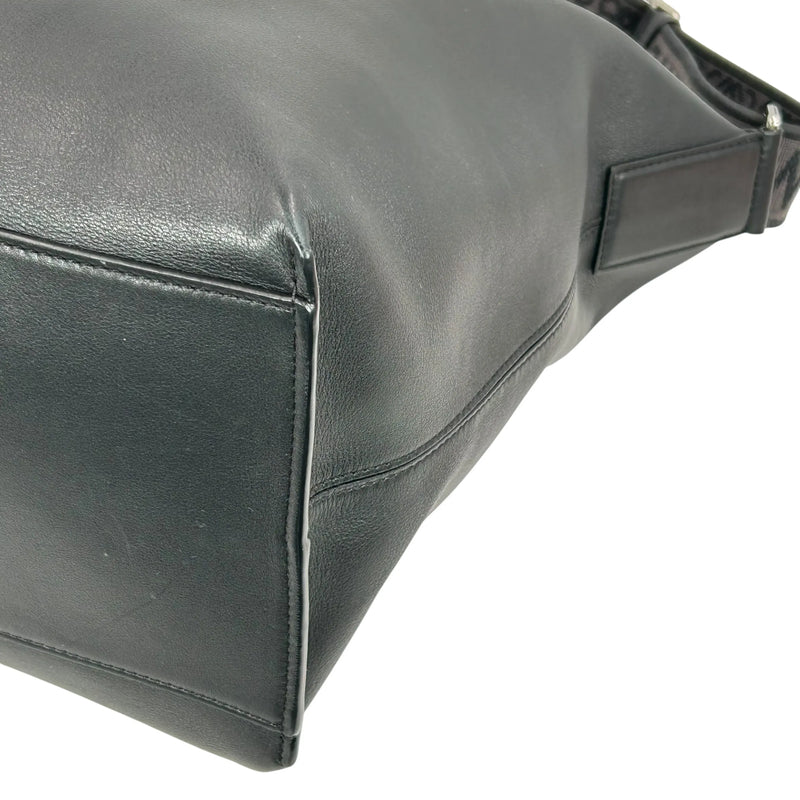 LOEWE キュービィ カーフスキン クロスボディバッグ ショルダーバッグ - ブラック