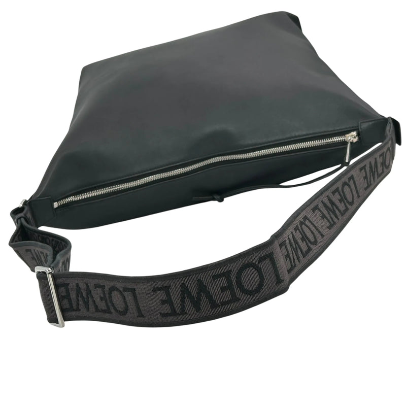 LOEWE キュービィ カーフスキン クロスボディバッグ ショルダーバッグ - ブラック