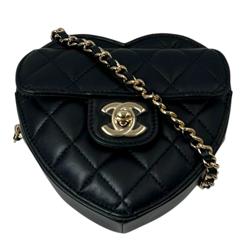 CHANEL マトラッセ ラムスキン チェーンショルダーバッグ ハート ブラック ゴールド金具 _38926