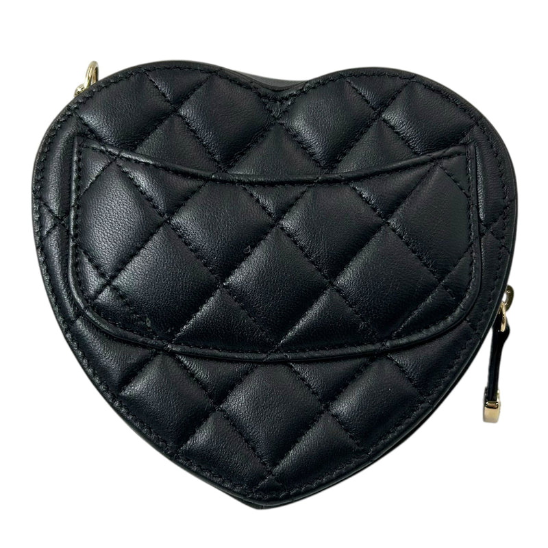 CHANEL マトラッセ ラムスキン チェーンショルダーバッグ ハート ブラック ゴールド金具 _38926