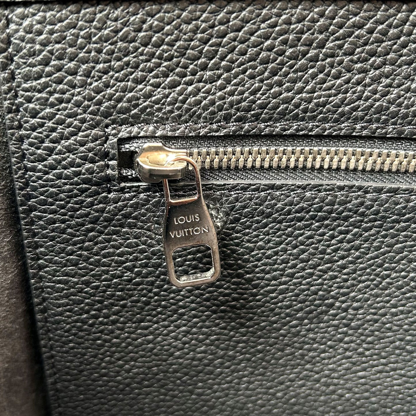 LOUIS VUITTON カバヴォワヤージュ_トートバッグ_トリヨン M50086_37487