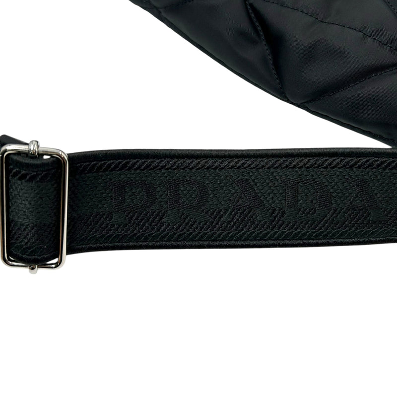 PRADA ナイロンショルダーバッグ_2VD057_37431