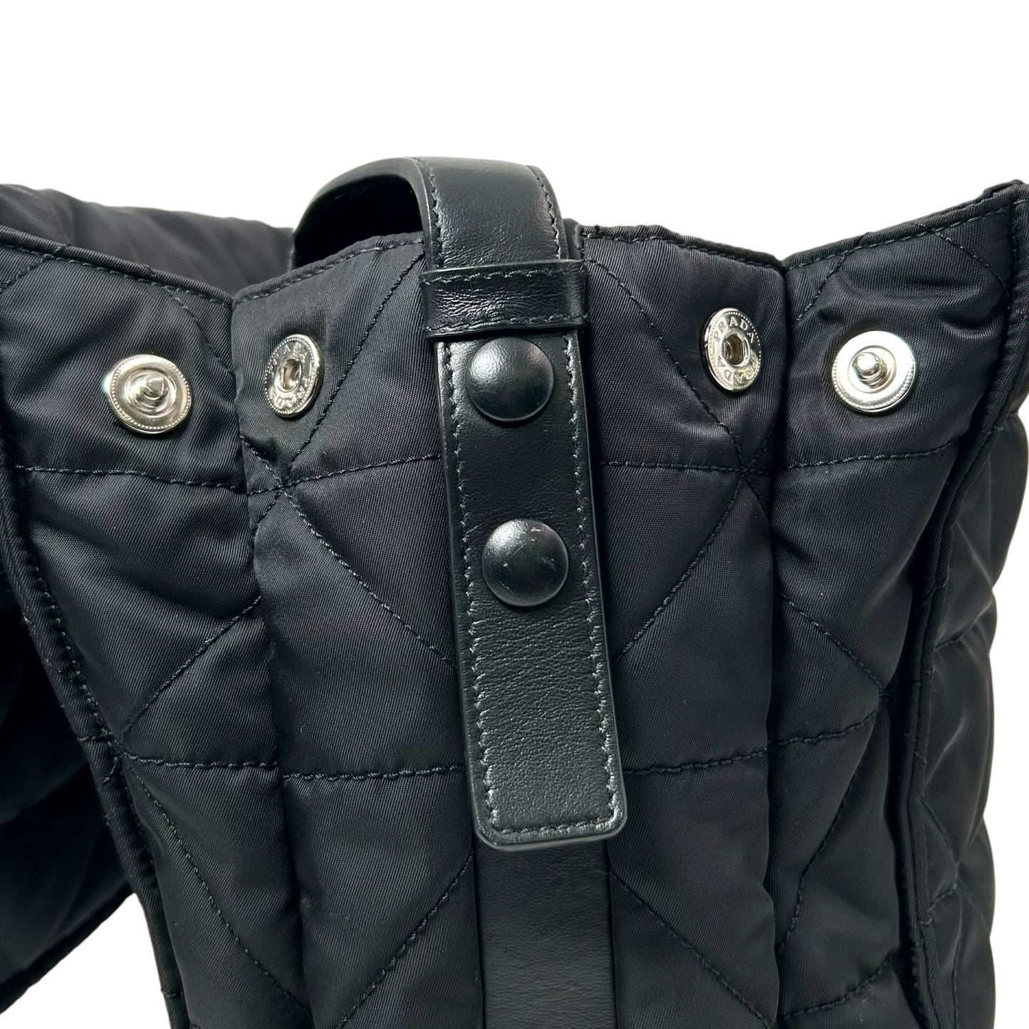 PRADA ナイロンショルダーバッグ_2VD057_37431