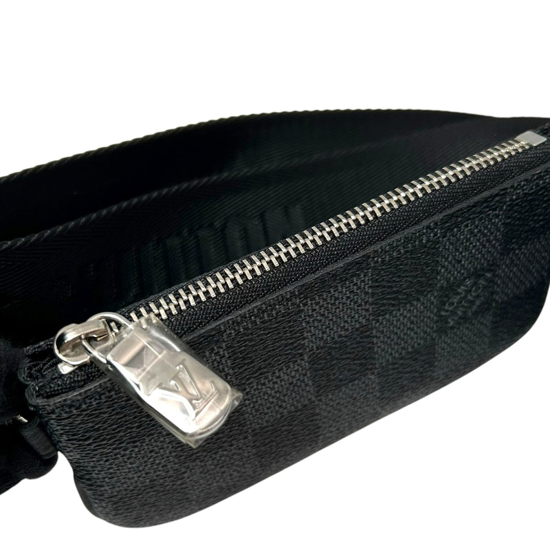 LOUIS VUITTON ダミエ・グラフィット3D トリオ・メッセンジャー_N50017_38319