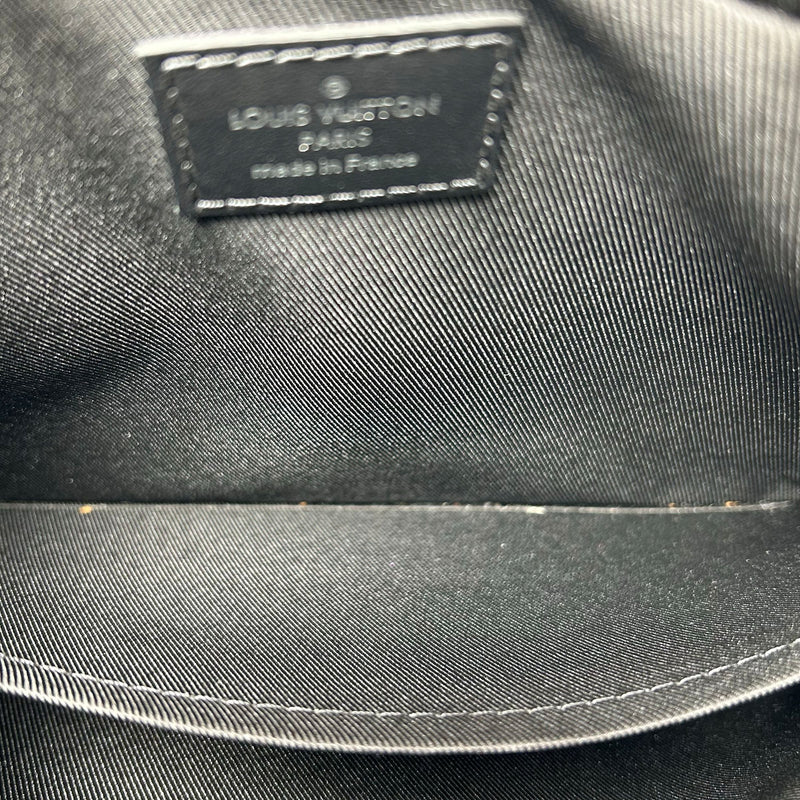 LOUIS VUITTON ダミエ・グラフィット3D トリオ・メッセンジャー_N50017_38319