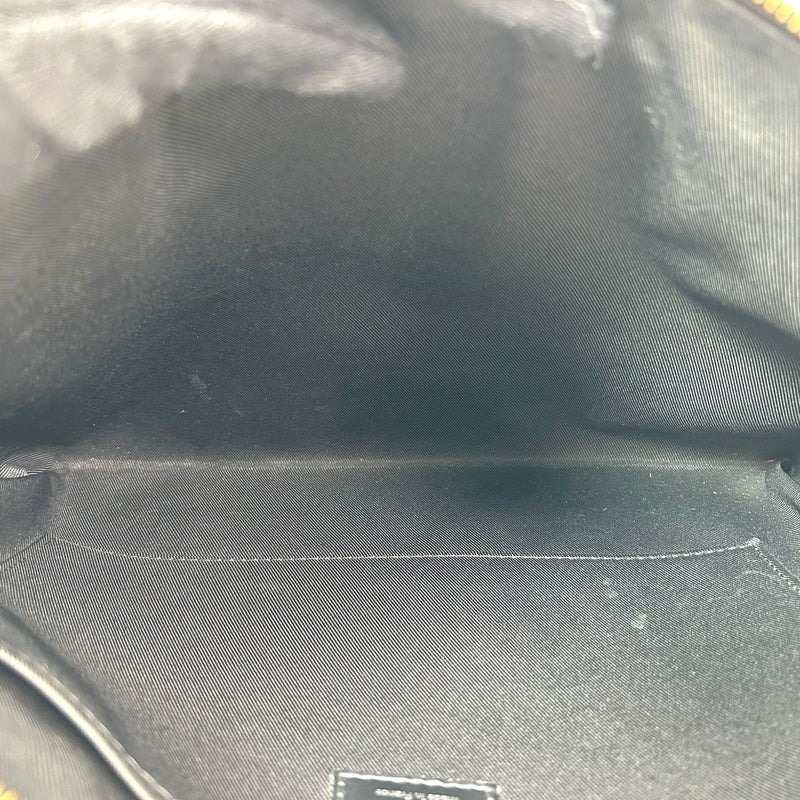 LOUIS VUITTON モノグラム・エクリプス ポシェット・ディスカバリー_M62291_38783