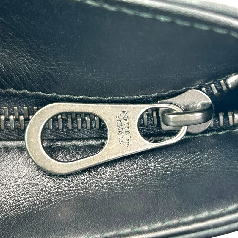 BOTTEGA VENETA イントレチャート ショルダーバッグ_38454