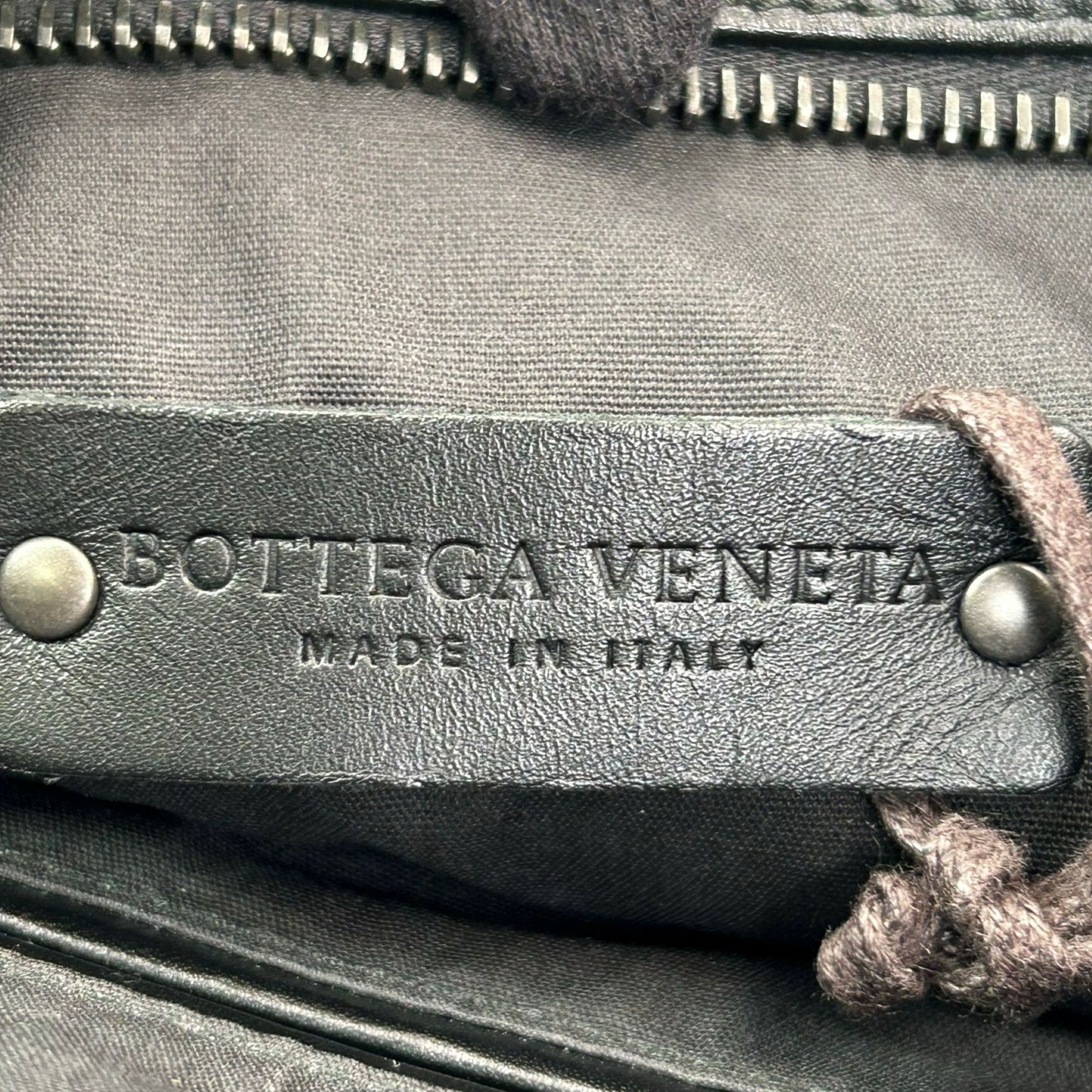 BOTTEGA VENETA イントレチャート ショルダーバッグ_38454