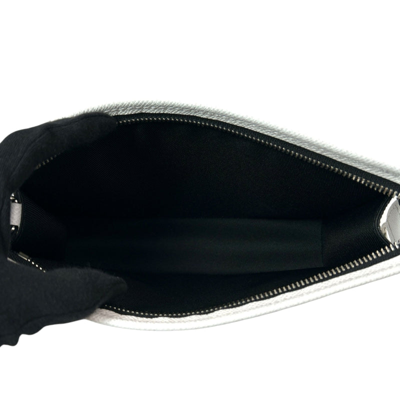 Louis Vuitton_M30935 タイガラマ モノグラム_ガストン・ウェアラブルウォレット _36825