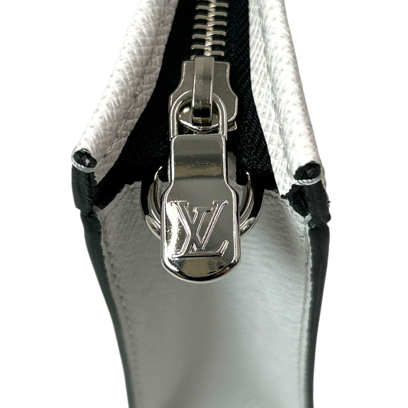 Louis Vuitton_M30935 タイガラマ モノグラム_ガストン・ウェアラブルウォレット _36825