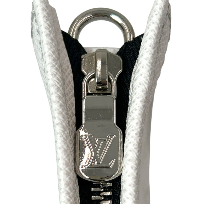 Louis Vuitton_M30935 タイガラマ モノグラム_ガストン・ウェアラブルウォレット _36825
