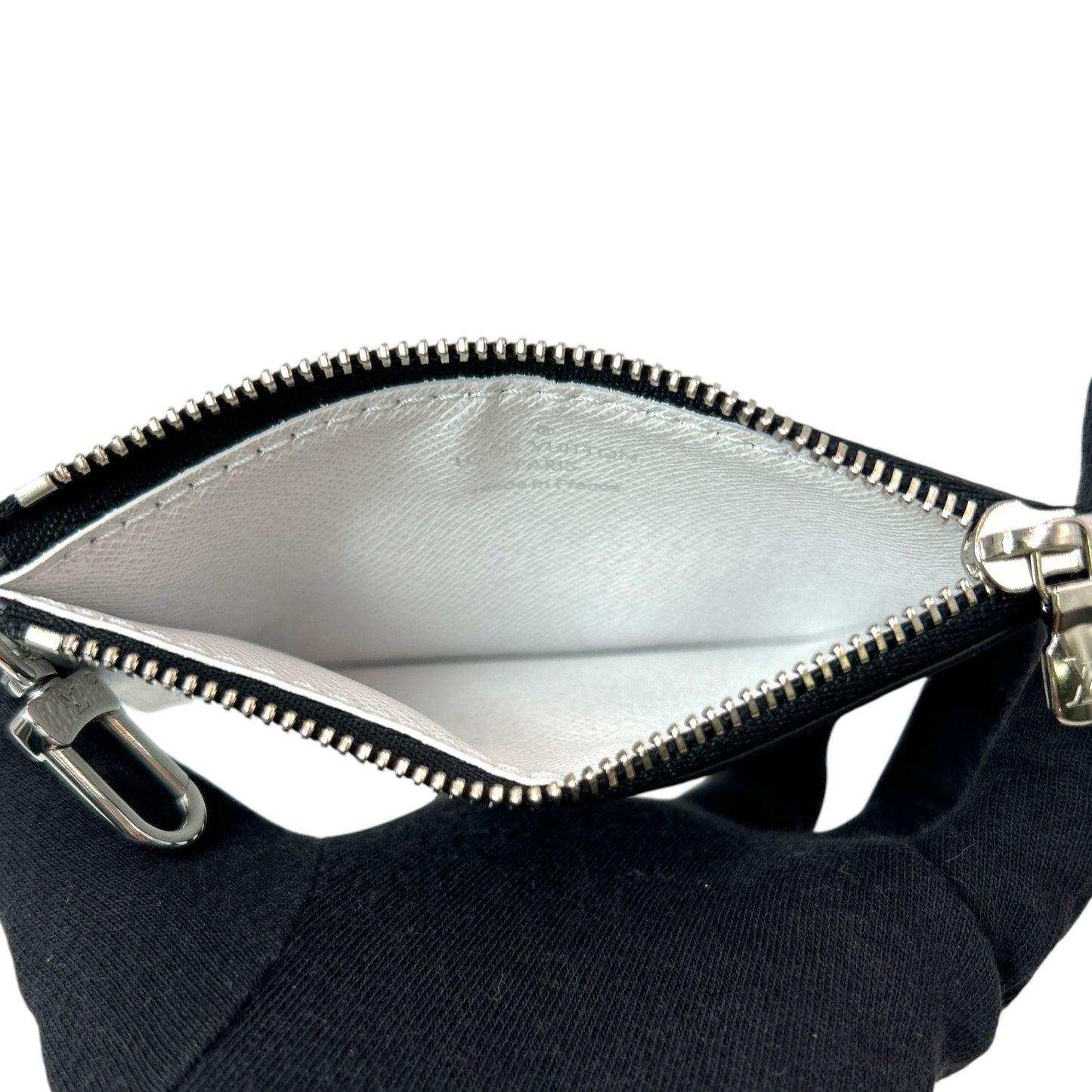 Louis Vuitton_M30935 タイガラマ モノグラム_ガストン・ウェアラブルウォレット _36825