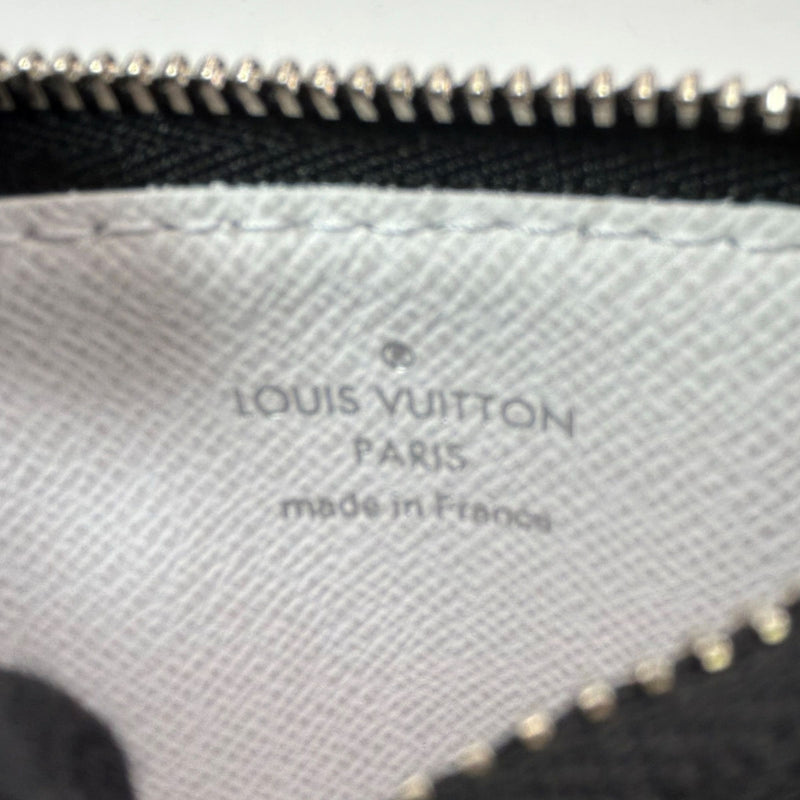 Louis Vuitton_M30935 タイガラマ モノグラム_ガストン・ウェアラブルウォレット _36825