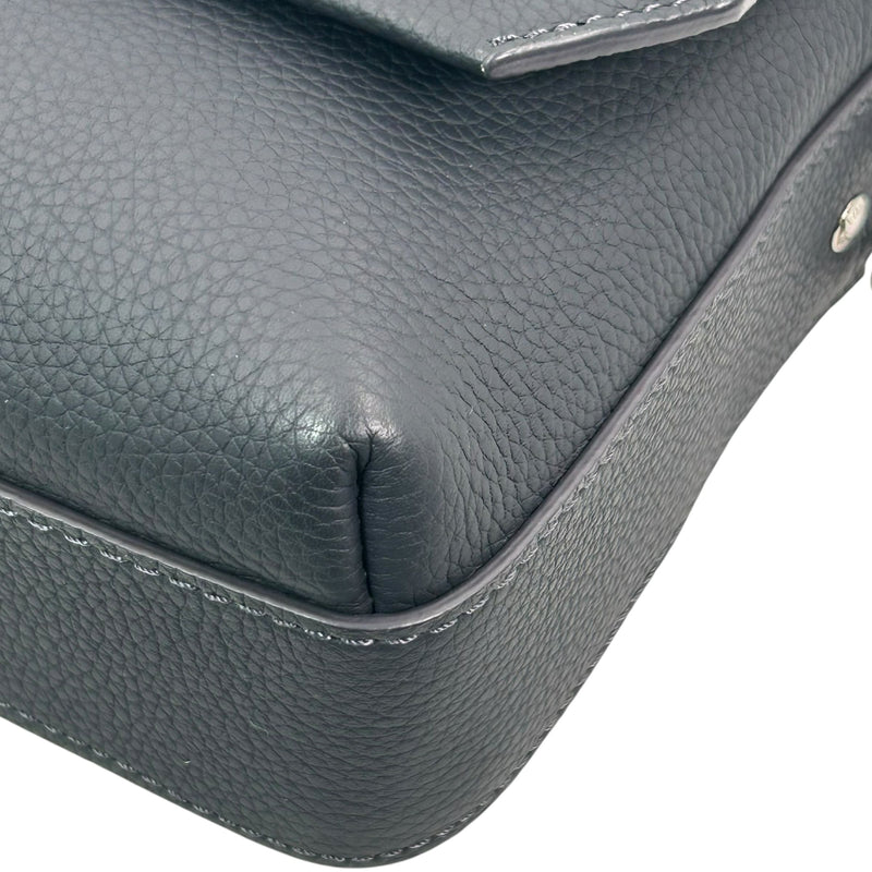 LOUIS VUITTON ファストライン・メッセンジャー_M22611_38949