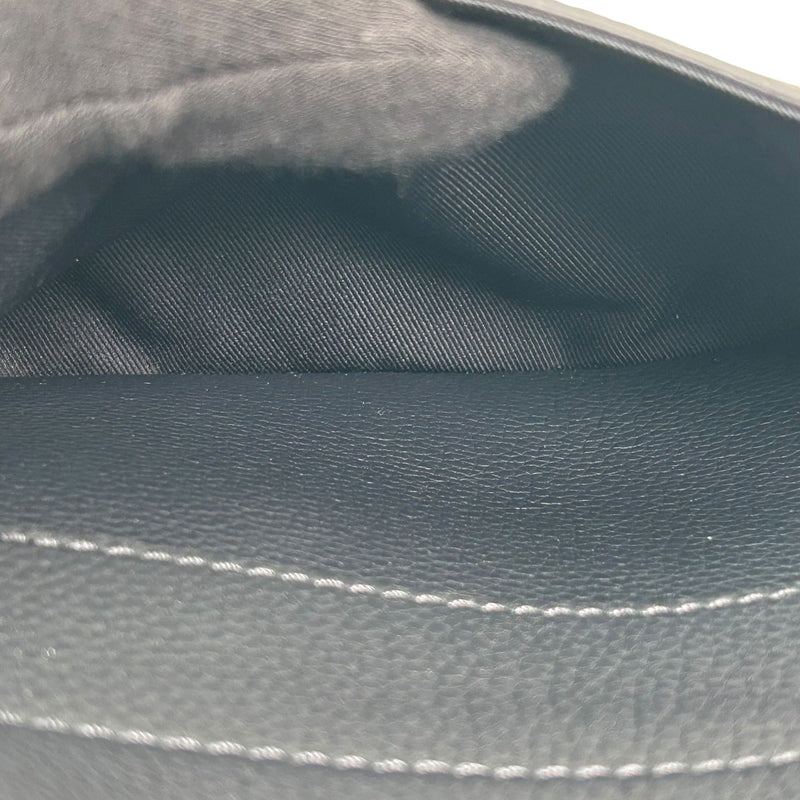 LOUIS VUITTON ファストライン・メッセンジャー_M22611_38949