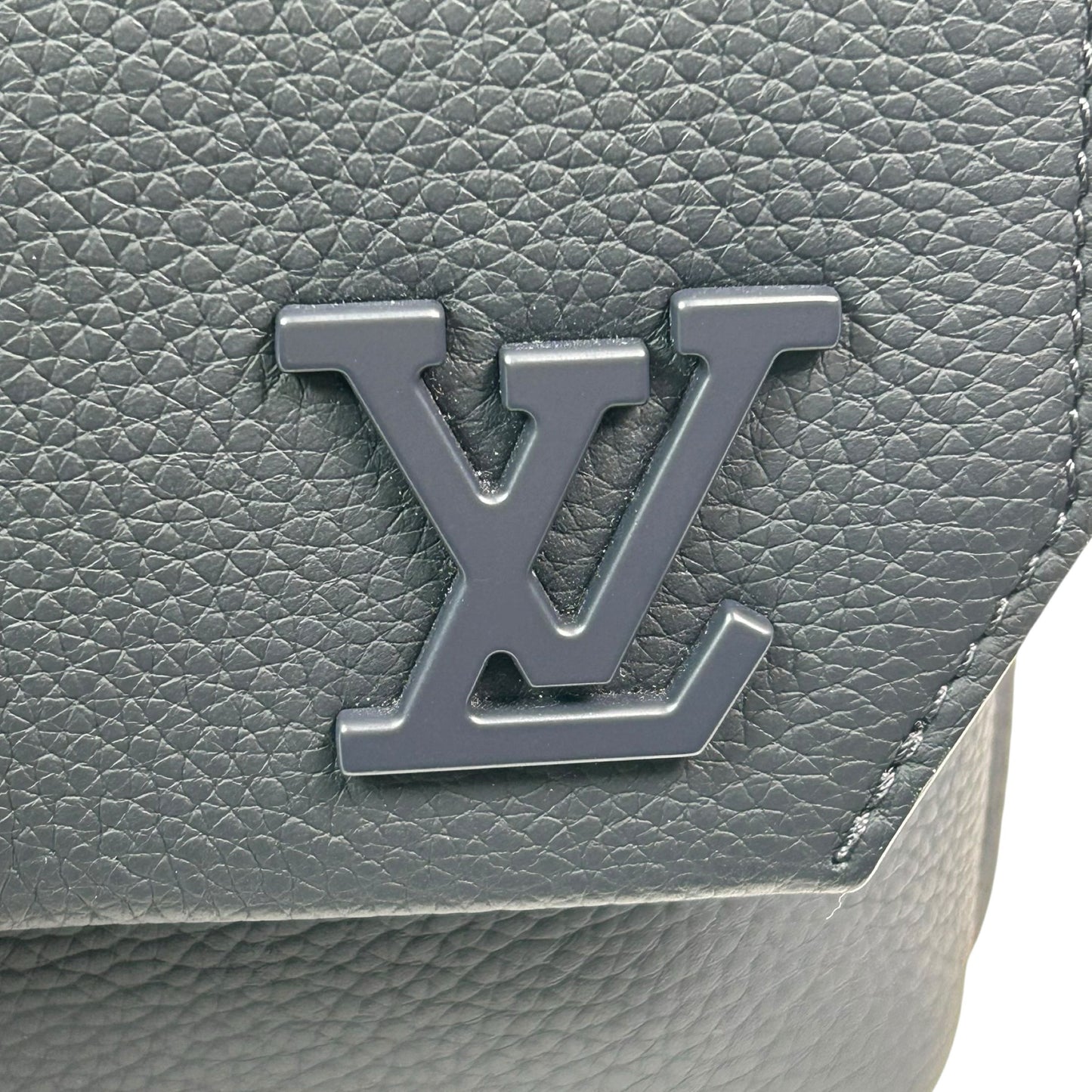 LOUIS VUITTON ファストライン・メッセンジャー_M22611_38949