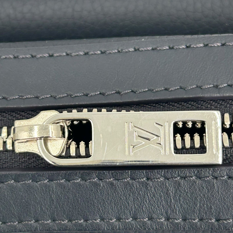 LOUIS VUITTON ファストライン・メッセンジャー_M22611_38949