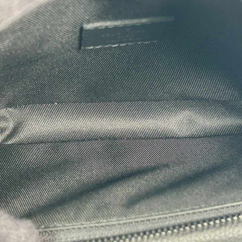 LOUIS VUITTON パイロット ウェアラブル ウォレット_M83563_38584