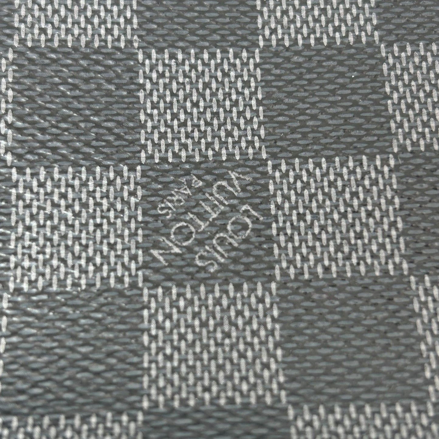 LOUIS VUITTON ポシェット ヴォワヤージュ クリストファーネメス_N61234_36855