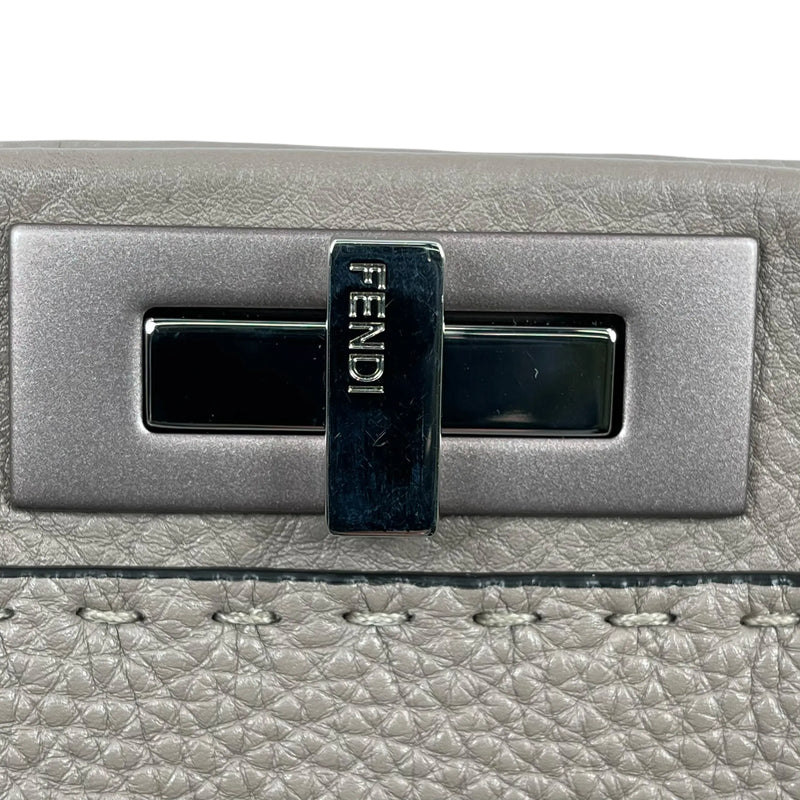 FENDI Peekaboo Regular Selleria Calfskin Handbag - Beige 