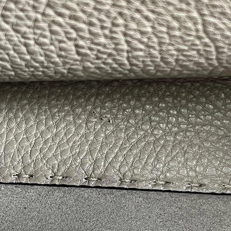 FENDI Peekaboo Regular Selleria Calfskin Handbag - Beige 