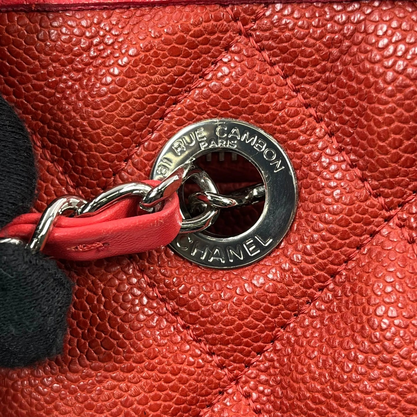 CHANEL French Riviera Caviar Leather Chain Shoulder Bag - Red 
