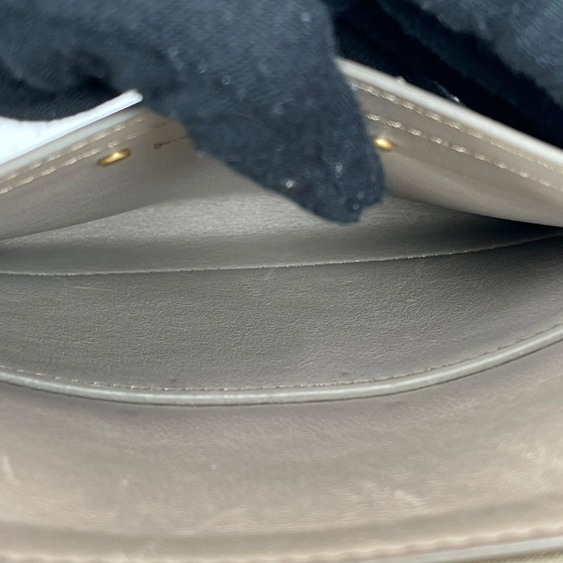 Chloé Roy Calfskin Shoulder Bag - Beige 