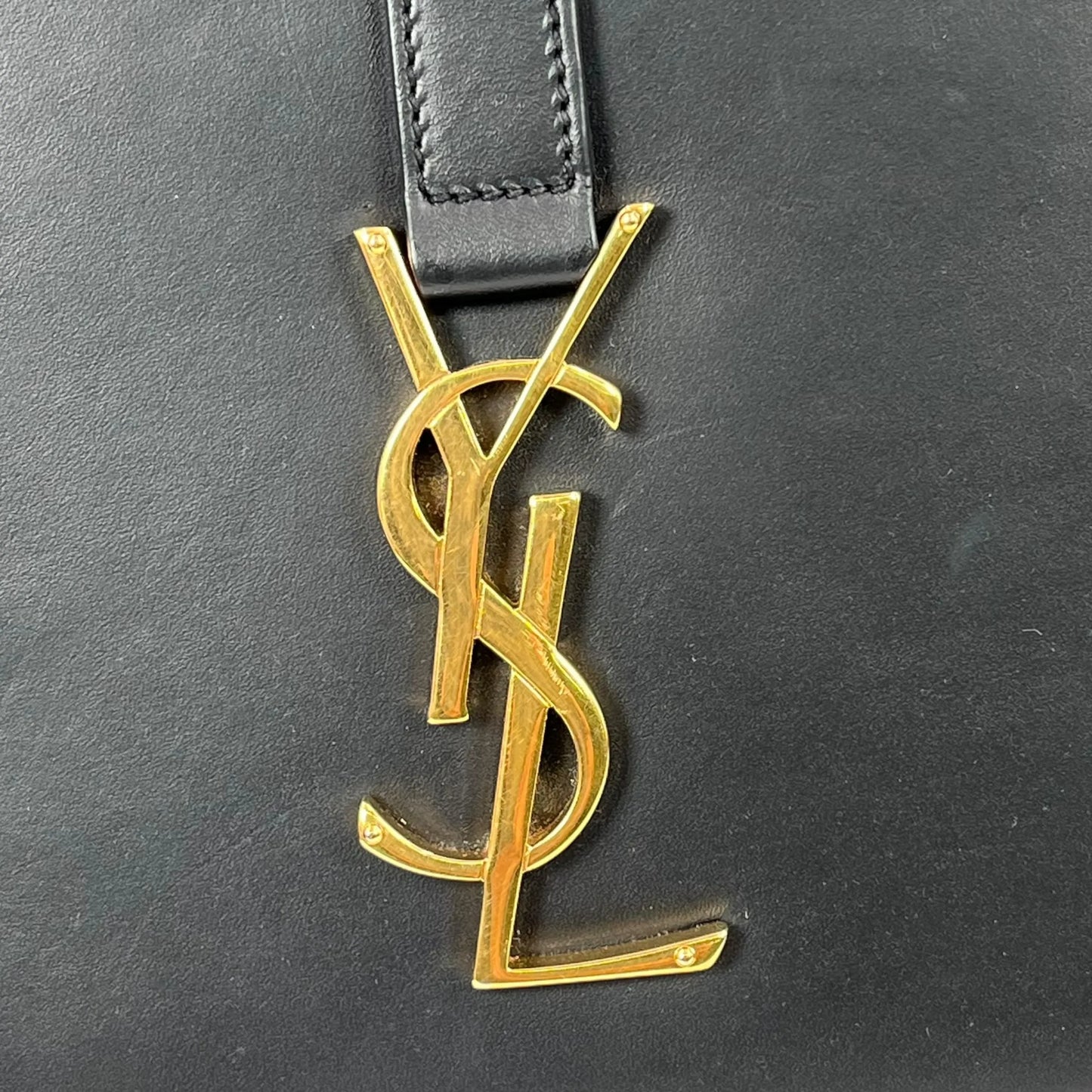 Saint Laurent University Calfskin Shoulder Bag - Black 