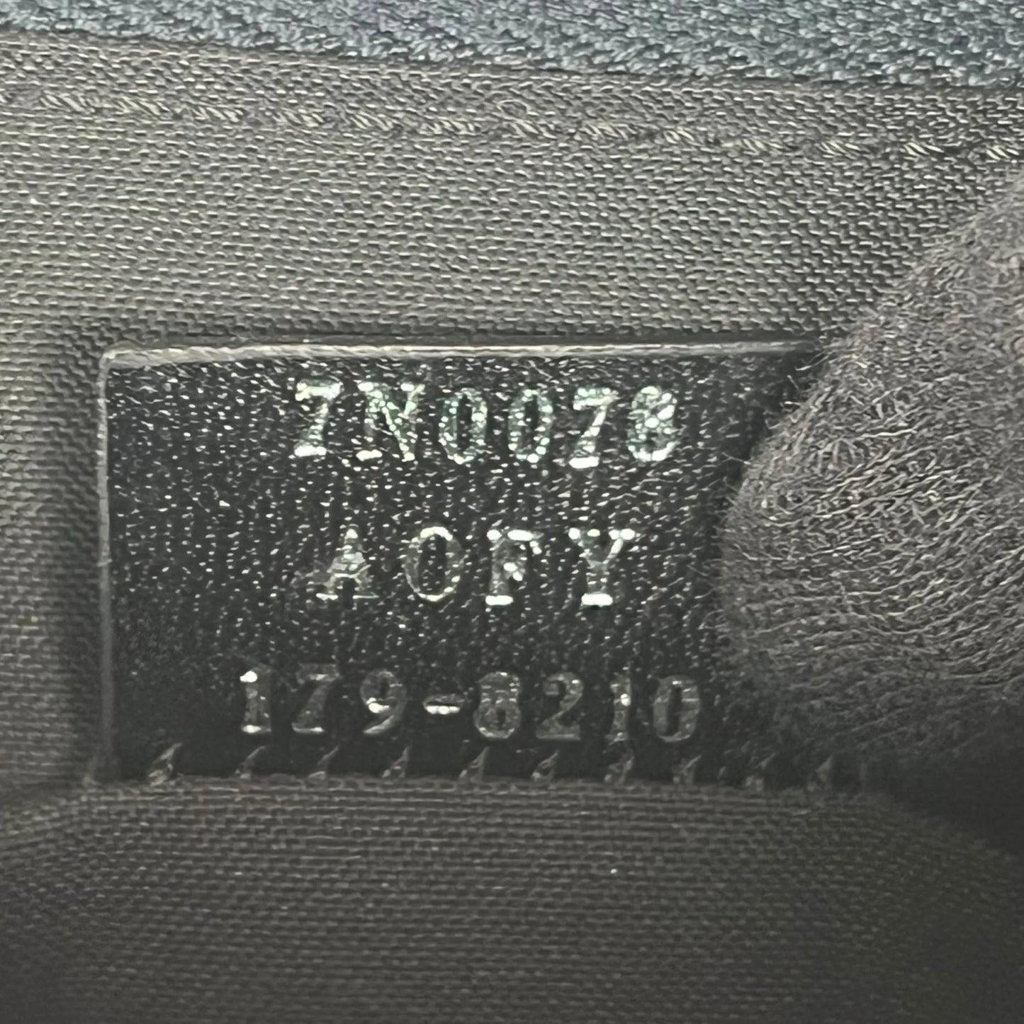 FENDI Roma Sync Logo Leather Clutch Bag - Navy