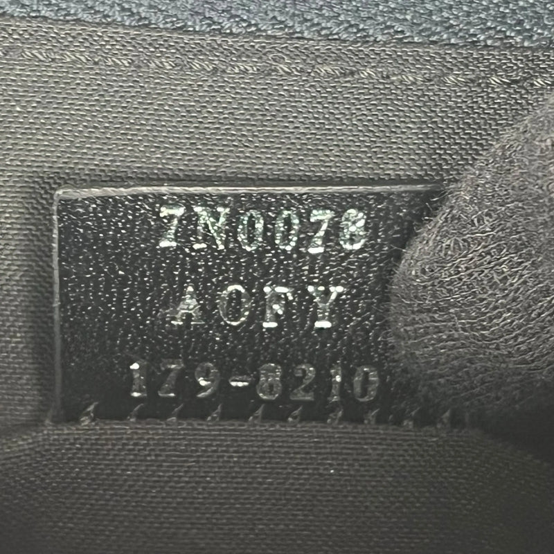 FENDI Roma Sync Logo Leather Clutch Bag - Navy