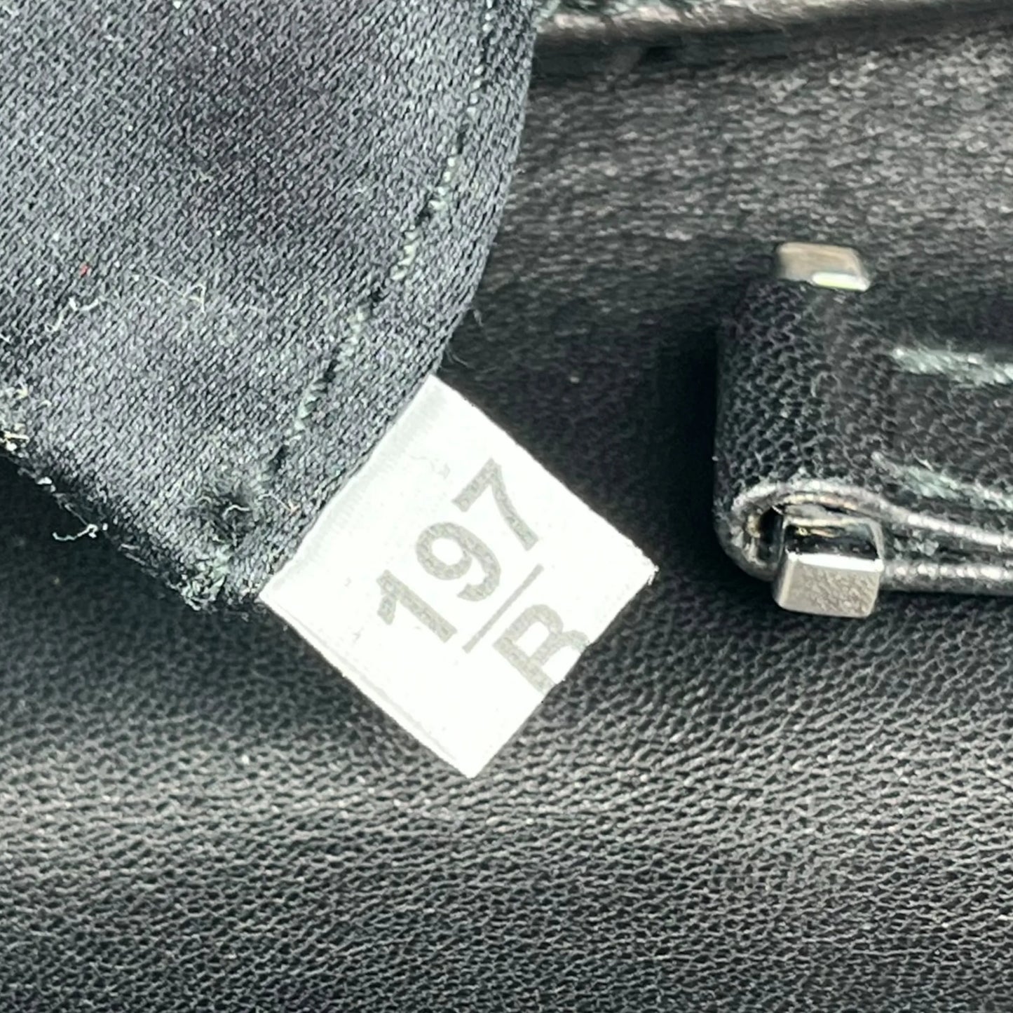 MiuMiu Matelassé Lambskin Handbag/Shoulder Bag - Black 