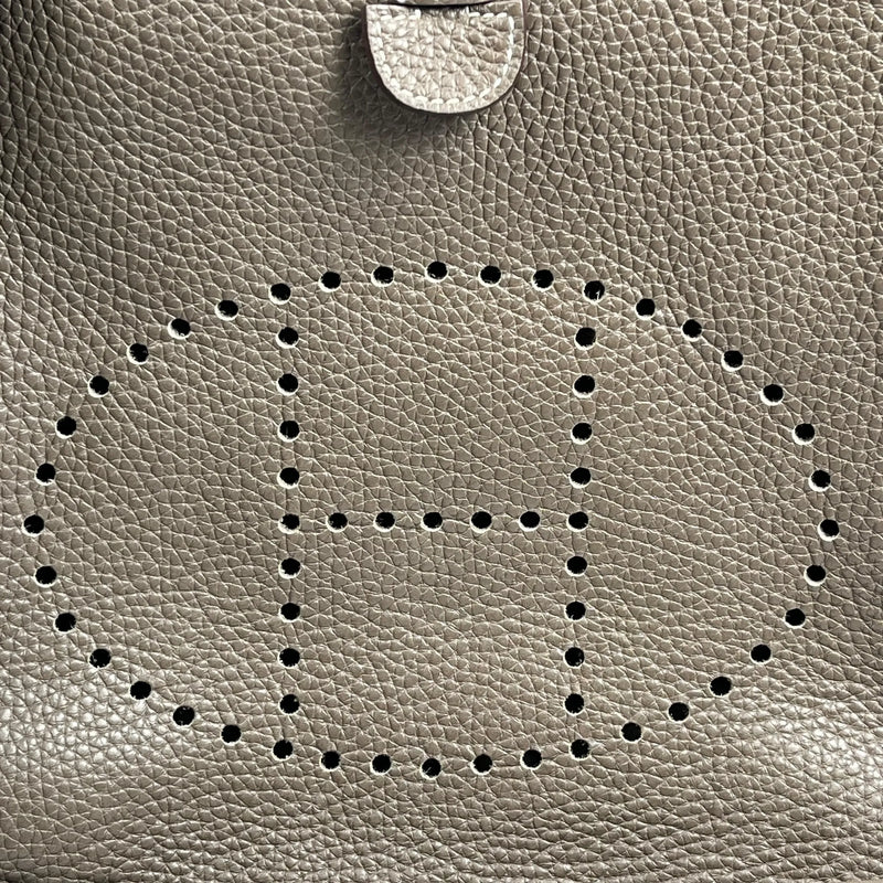 Hermès Evelyn III PM Taurillon Clemence Leather Shoulder Bag with A Stamp (2017) - Beige 