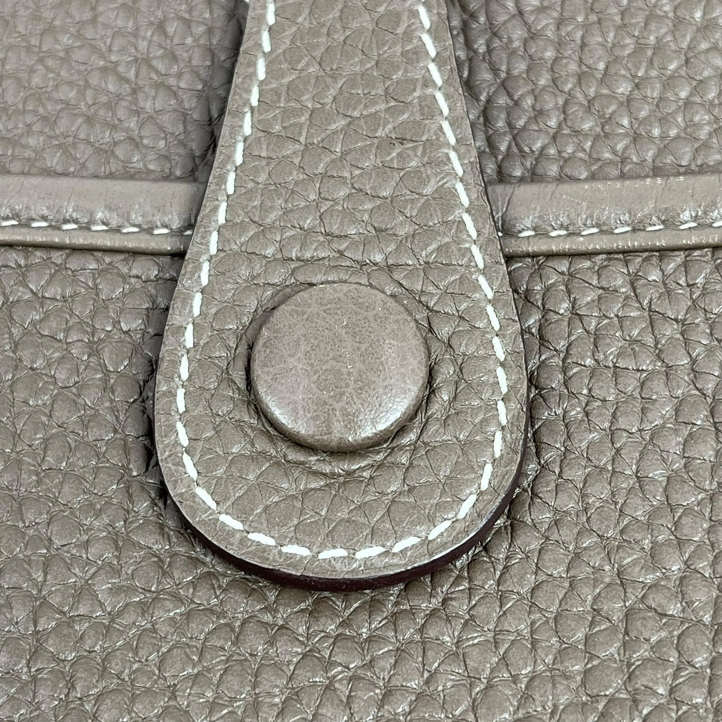 Hermès Evelyn III PM Taurillon Clemence Leather Shoulder Bag with A Stamp (2017) - Beige 