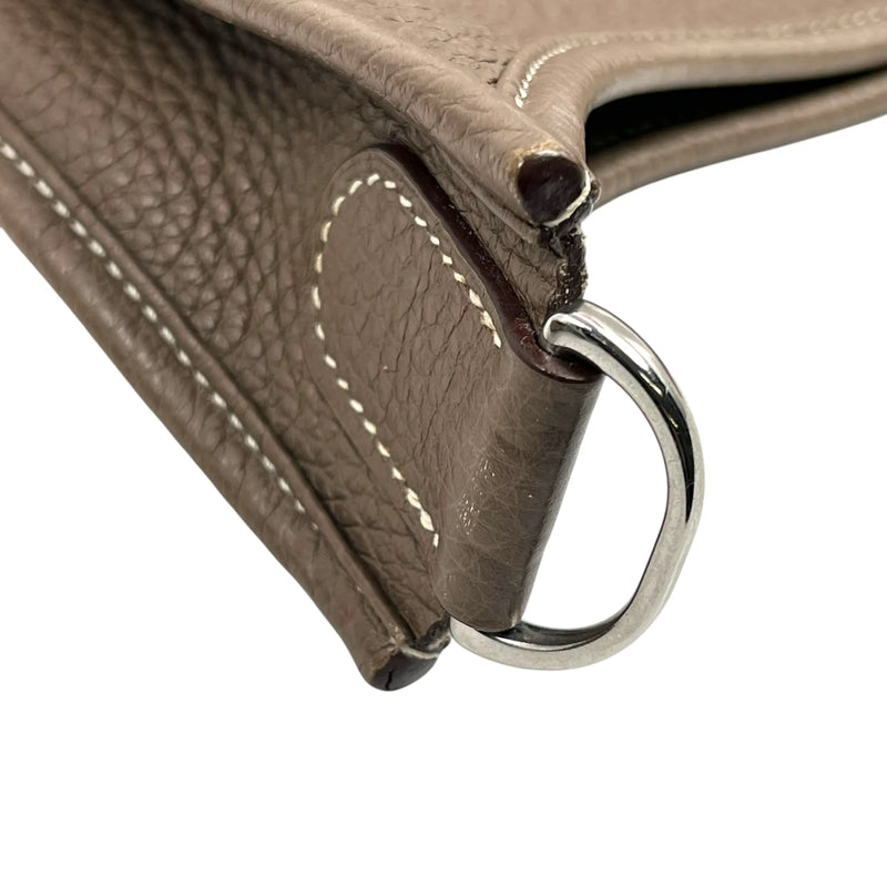Hermès Evelyn III PM Taurillon Clemence Leather Shoulder Bag with A Stamp (2017) - Beige 
