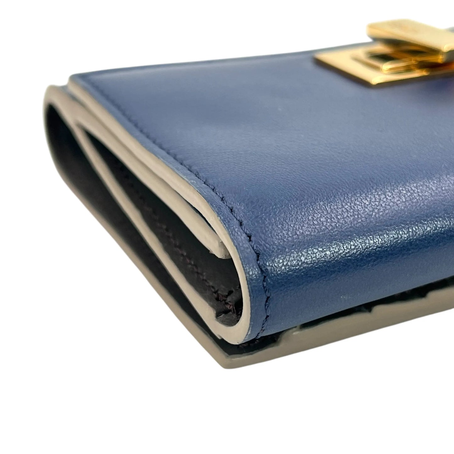 FENDI ピーカブー ツイストロック カーフレザー 二つ折り財布 コンパクトウォレット - ネイビー