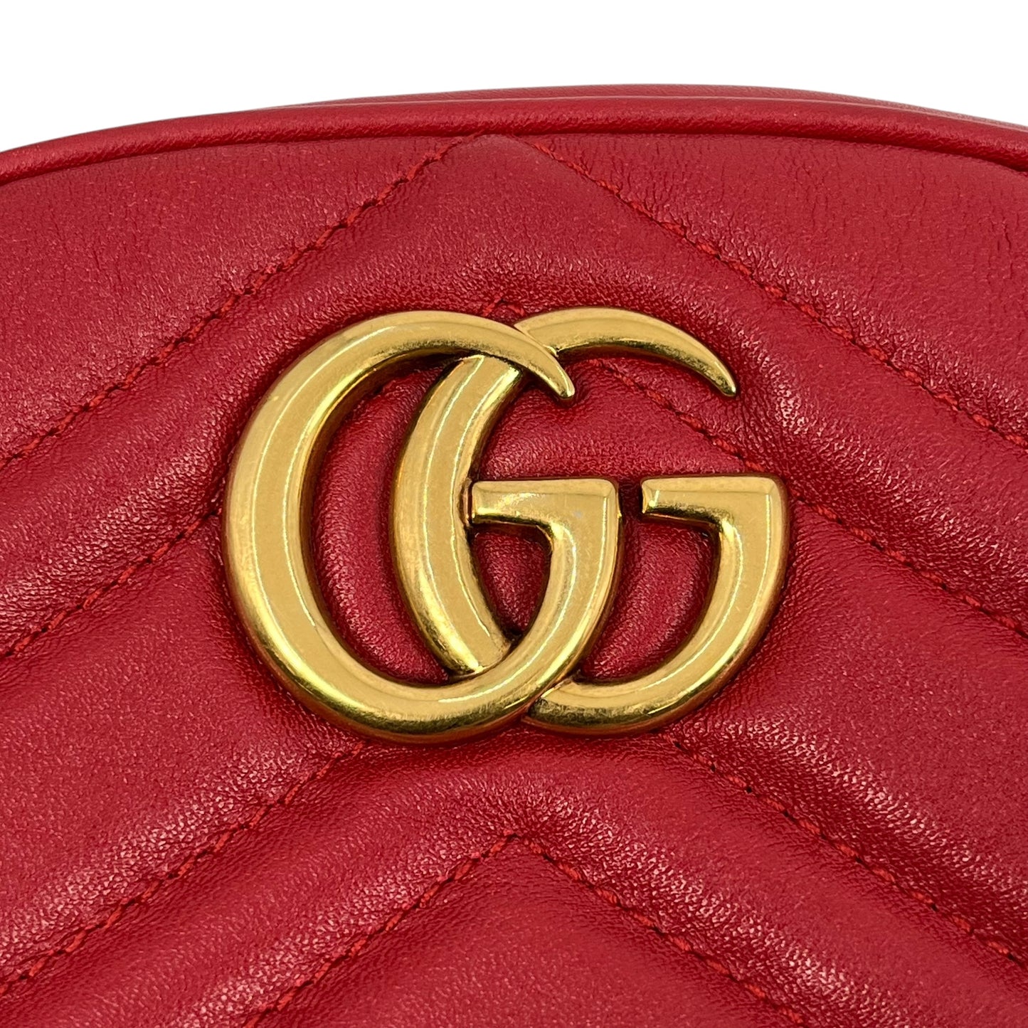 GUCCI GG Marmont Leather Body Bag - Red 