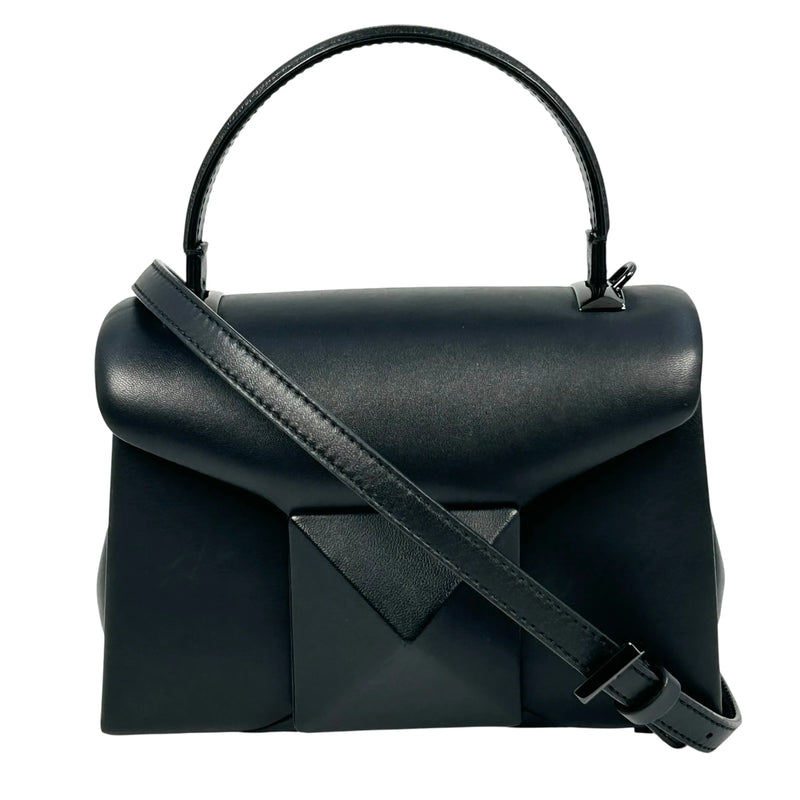 VALENTINO Garavani One Stud Handbag/Shoulder Bag - Black 