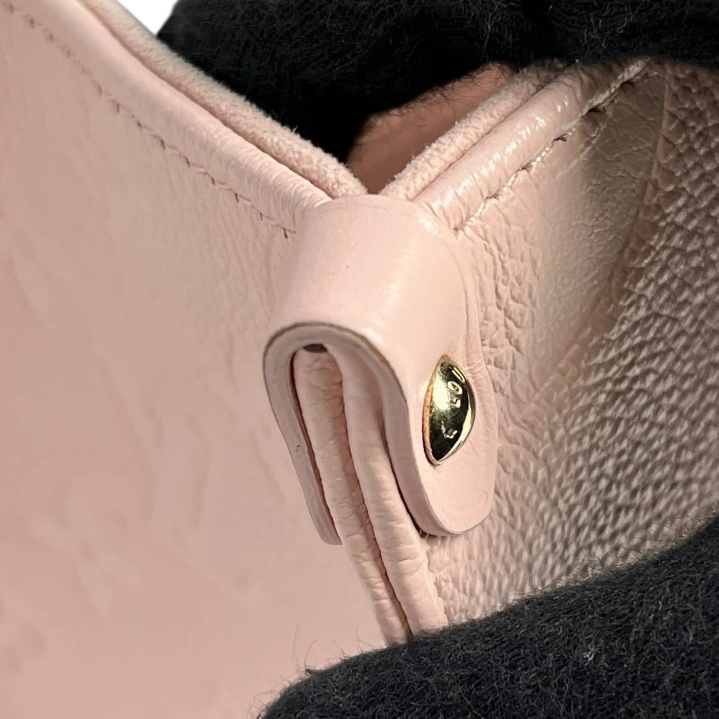 Louis Vuitton Monogram Empreinte On-the-Go PM Handbag - Pink 