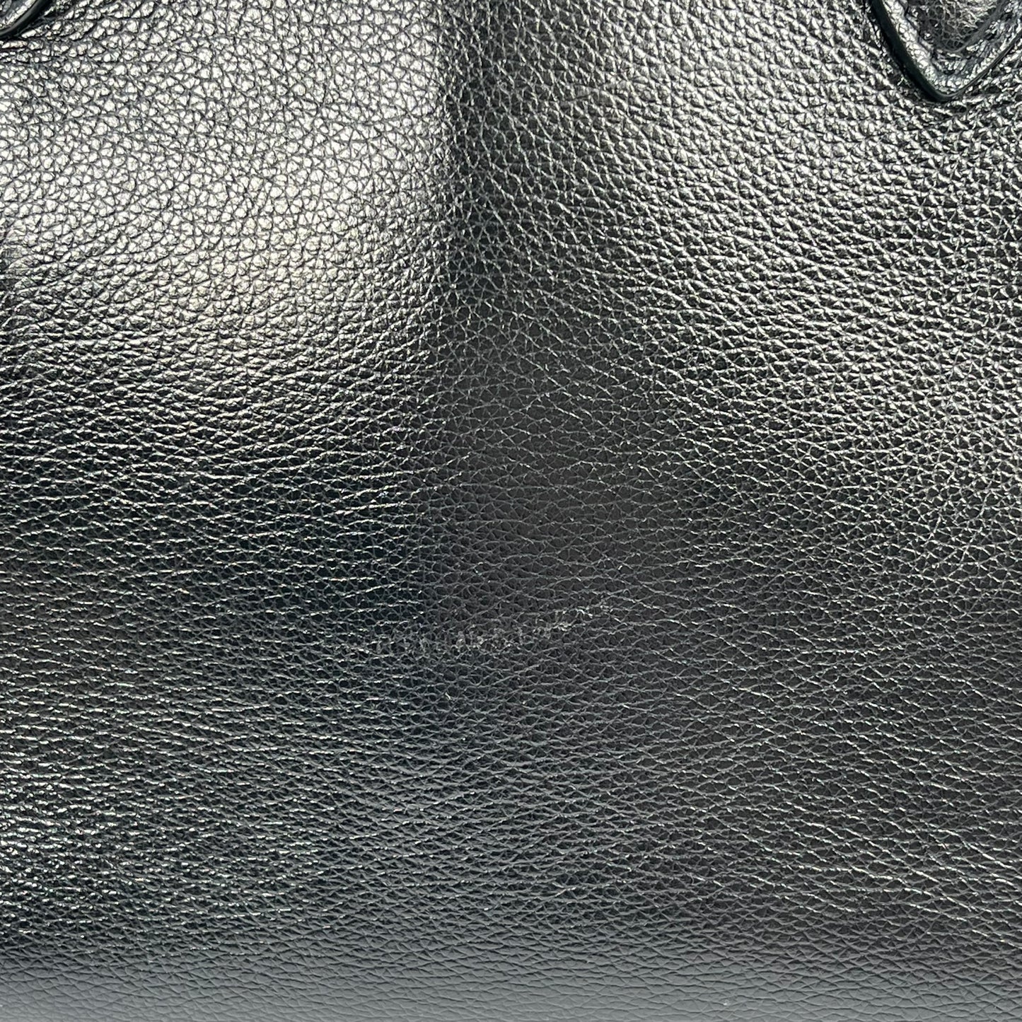 BURBERRY Leather Handbag - Black 