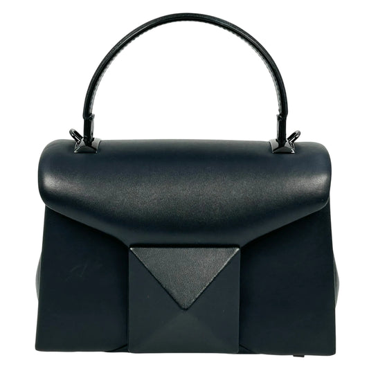 VALENTINO Garavani One Stud Handbag/Shoulder Bag - Black 