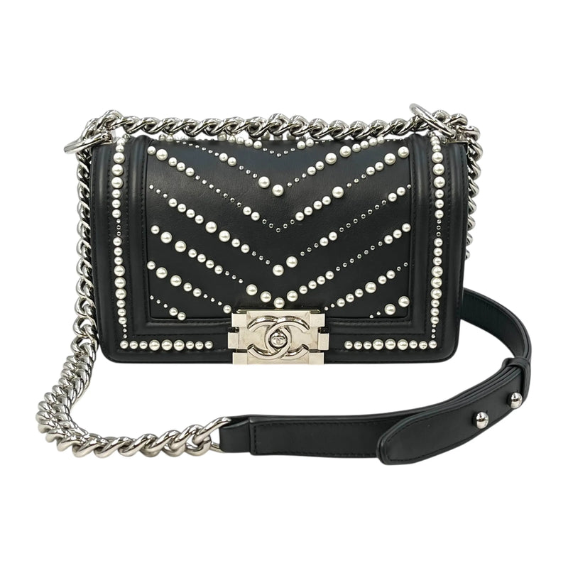 CHANEL Boy Chanel Pearl and Calfskin Chain Shoulder Bag - Black 