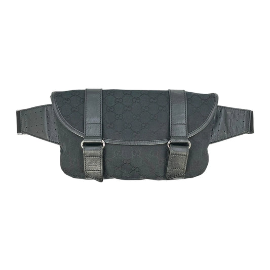 GUCCI GG Supreme Canvas Body Bag - Black 