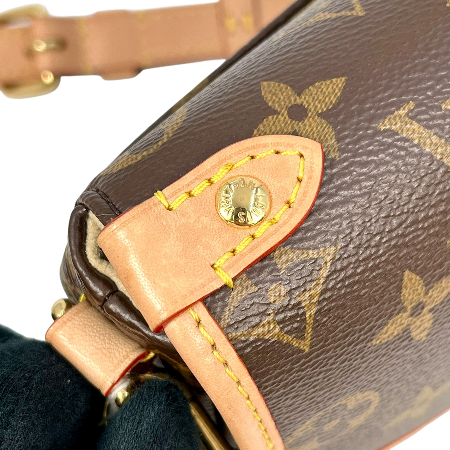 Louis Vuitton Monogram Canvas Saumur BB Handbag - Brown 